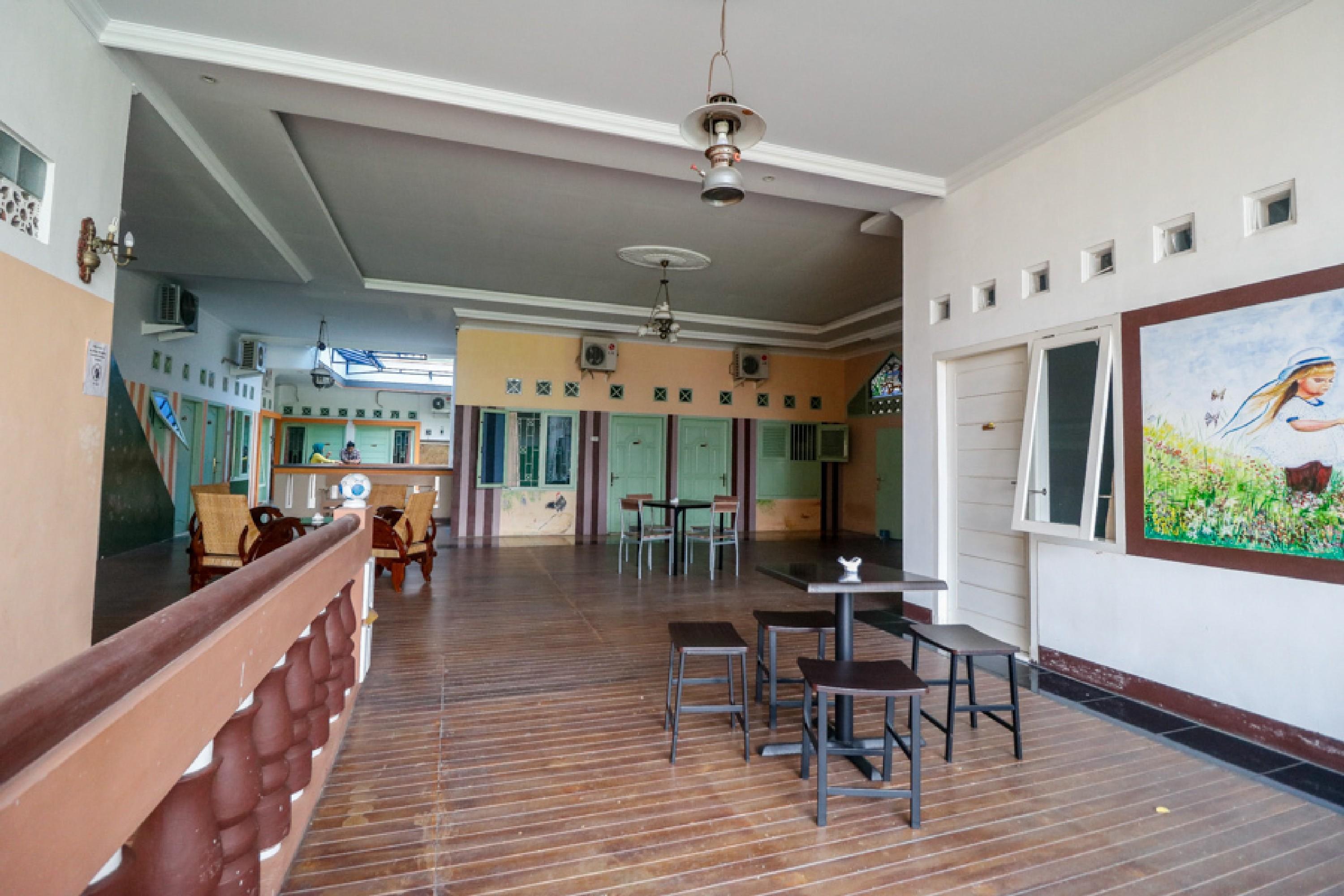 Reddoorz Near Kartini Mall Lampung Bandar Lampung Dış mekan fotoğraf