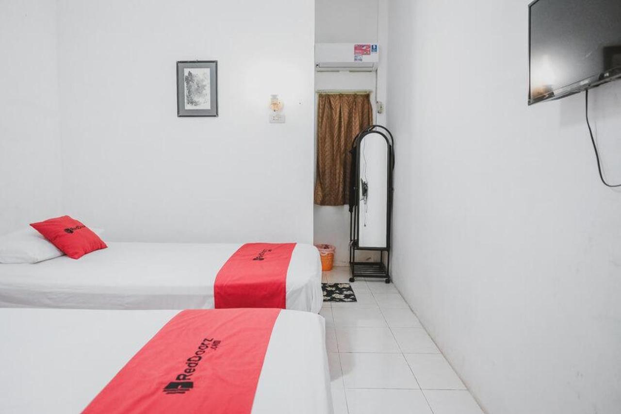 Reddoorz Near Kartini Mall Lampung Bandar Lampung Dış mekan fotoğraf
